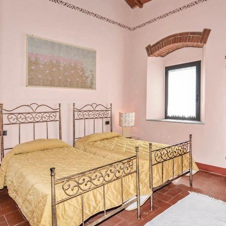 Villa Ari, La Tua Villa In Toscana Реджелло Экстерьер фото